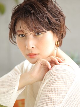 アビエクレール 河内花園(abije claire) 無邪気にハネる束感ショート★20代30代50代 髪質改善