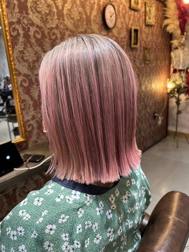 アトリエ バロッコ(atelier Barocco) 圧倒的ピンクシャドールーツ