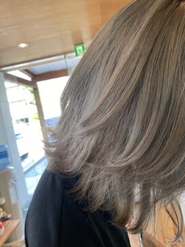 リミックスヘア(REMIX HAIR) グレーシルバー