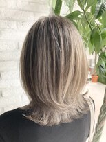 ヘアバイプルーヴ(Hair by PROVE)&nbsp;ウルフカット★ミルクティーグレー☆