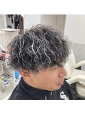 波巻きパーマホワイトメッシュ