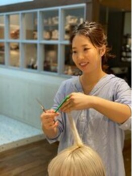 アルーア ヘア サロン(ALLURE HAIR SALON)の写真/丁寧なカウンセリングと技術で理想のスタイルに☆髪の悩みやなりたいイメージなど何でもご相談ください！