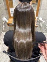 リコ(liko) 髪質改善ストレート × オリーブカラー