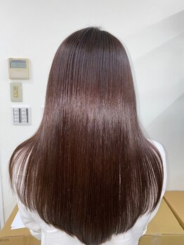 グルーヴヘアーネクスト(GROOVE hair next)の写真/【春木徒歩3分/駐車場有】思わず触れたくなる、極上の質感に。光を放つようなツヤと柔らかな指通り◎