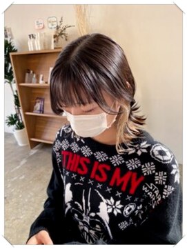 エクラヘアーズボウグループ(eclat hair’s BEAU group) 軽めくびれレイヤー×お顔色華やぐイヤリングカラー