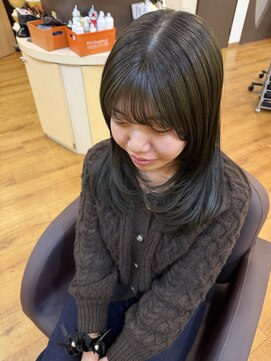 フェイス センター南店(FACE) オリーブアッシュレイヤーカット