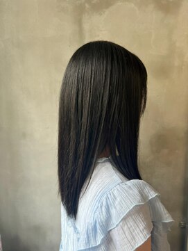 アタッカ(atacca) ミディアム艶髪