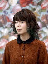 アンゼロ(UNZELO)&nbsp;ウルフパーマ&インナーカラー：グリーン