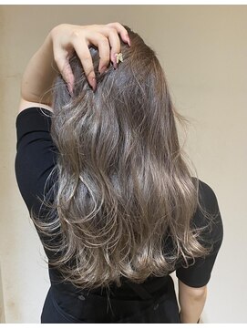 アレクサンドルオブカラーズカナザワ(ALEXANDRE OF COLORS KANAZAWA) グレージュ