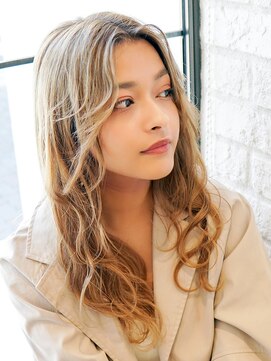 ドーチェ 池田店(DOCHE) ブロンドハイトーン×センターパート