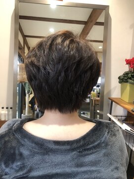 サトシオダクラ(SATOSHI ODAKURA) うる艶ショート