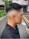 1940谷メンズカット黒髪スキンフェードバーバーフェードカット