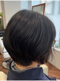 前下がりショートボブ