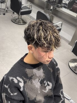 グルーマーズトウキョウ(GROOMER/S TOKYO) 【GROOMER/S 坂本】 ハイライト スペインカール ラルフカール