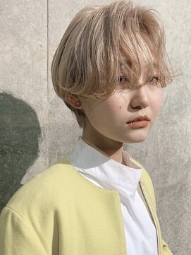 ピークアブー 原宿ハラカド(PEEK-A-BOO) ブロンドヘアハイトーンショートハンサムショート金髪ショート