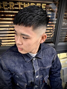 ザナンバースリー 八王子(THE NUMBER THREE) フェード/スキンフェード/メンズカット/メンズパーマ【八王子】