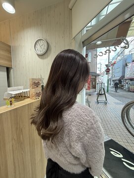 ファン(FAN) ナチュラルベージュカラー