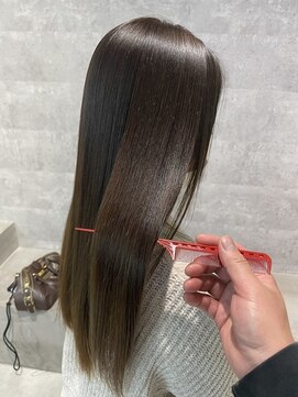 シーク 大森(Seek) 縮毛矯正でサラサラヘア