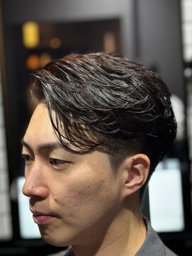 ニュアンスパーマ　韓国　メンズ