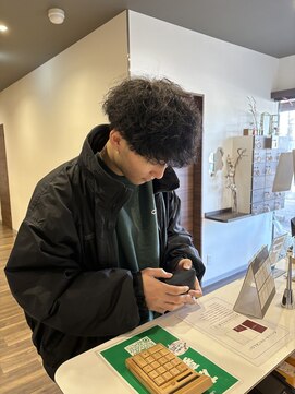 イタクラ 鳥屋野店(ITAKURA) シャドウパーマ