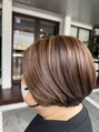 カラー(calla)&nbsp;大人ハイライト×上品ボブ