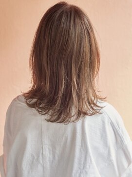 ミンクス 銀座店(MINX) 外ハネミディ