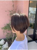 ショートボブ