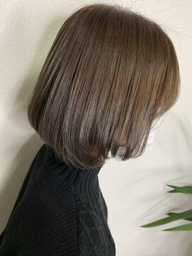 ギフト(gift) ワンカールボブ・グレージュカラー