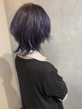 クウ(KU.) ウルフミディのブルーブラック