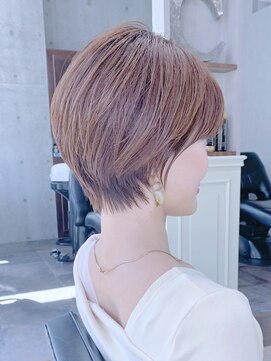 ザシー オモテサンドウ(The C) 30代40代50代◎大人ナチュラルレイヤーショートボブ　表参道