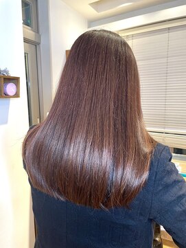 エクリ 麻布十番(equri) 柔らかブラウンで秋カラー