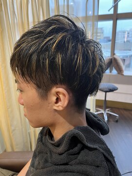 アパルトメント ジェシカ(l'appartement de Jessica) メンズハイライト抜きっぱなし