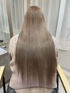 エルバイラビス 大宮(elu by lovis) 《Ami》ブリーチオンカラー/ミルクティーベージュ/韓国/大宮