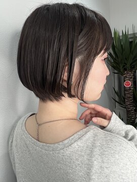 ウィローズ(WILLOW'S) 大人可愛い20代30代40代黒髪前下がりショートボブ丸みショート◎