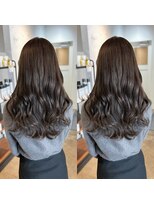 シー.(SHE.)&nbsp;オリーブアッシュ×ロングスタイル