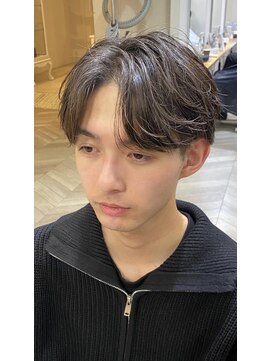 エル(EL by green) 【RYUYA】センターパート×ニュアンスフェザーパーマ