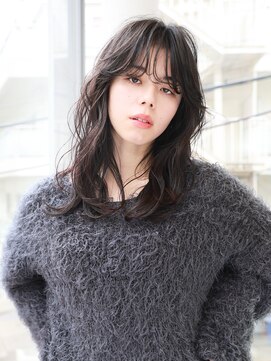 ハーバーズ バイ エムスラッシュ 鎌倉由比ヶ浜(Harbors by M.SLASH) リラクシー/ゆるふわ/ウェットヘア/アッシュブラック/鎌倉