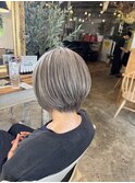 白髪ぼかし/白髪活かし/ ショート/グレージュ/ブリーチ無し