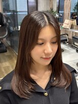 ファルベ(Farbe) 黒髪/オリーブグレー/小顔/ココアベージュ