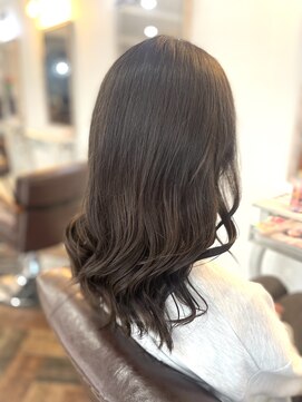 スニップヘア(snip hair) 透明感トーンダウン