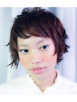 アーティズム(ARTISM) クセ毛でお悩みの方必見！クセが生きる☆魔法のベリーショート