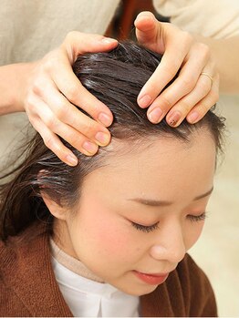 ファイブヘアーブティック(FIVE HairBoutique)の写真/【オーガニックの最高峰ブランド《ローランド取扱》】強い紫外線や汗、皮脂などで弱った頭皮を整えよう☆