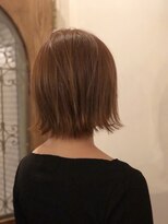 アトリエ ミム 二子玉川店(atelier mim) ショート×外ハネ×艶髪×小顔カット<二子玉川店>