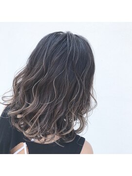 ブランシェ 小牧店(BRANCHE) ★立体感抜群ハイライトグラデーション★