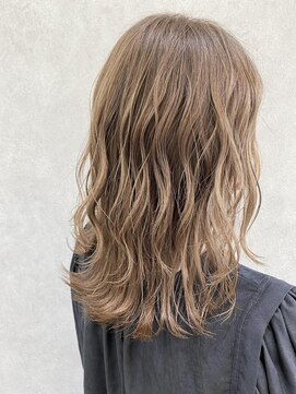 ラブズラフズ 下上津役店 (Loves Laughs) ミルクティーベージュ♪