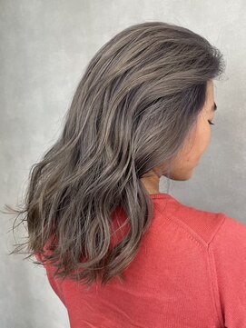 ジエクトカナウ 大阪梅田店(The Ect canow) グレージュカラー外国人風カラーデザインカラーかきあげミディ