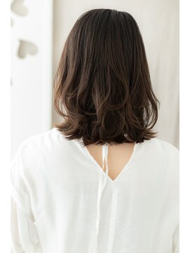 カバーヘア ブリス 大宮西口(COVER HAIR bliss) 黒髪ウェットヘア小顔くびれミディアムウルフZ大宮20代30代40代