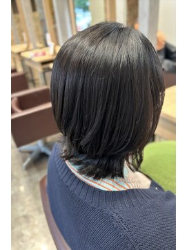 ビースリー ロア くびれレイヤースタイル 2024.11.9