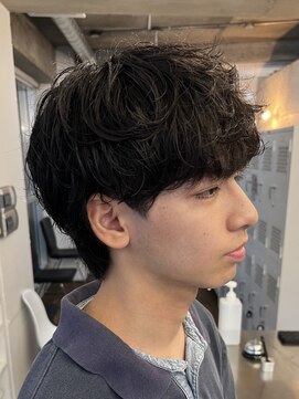 バイフィフス 原宿/表参道(by fifth) 原宿メンズマッシュウルフ無造作シャドウパーマツーブロック黒髪