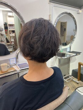 ビィーワンイースト(Be 1 EAST) ショートボブ